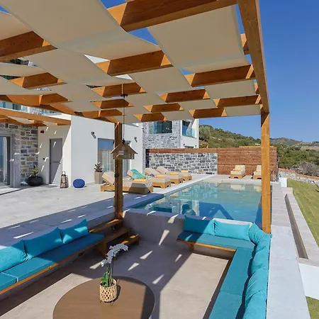 Villa Sunny Drops By Estia